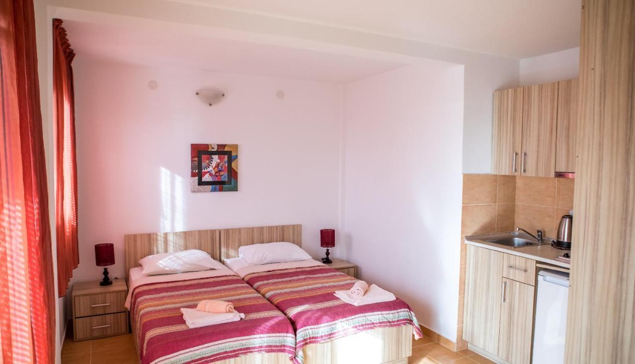 Nada Apartment *